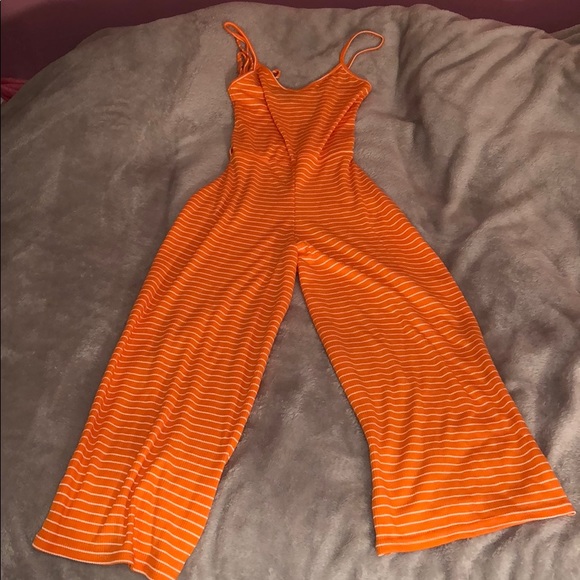Missguided jumpsuit Orange stripped - Picture 1 of 4